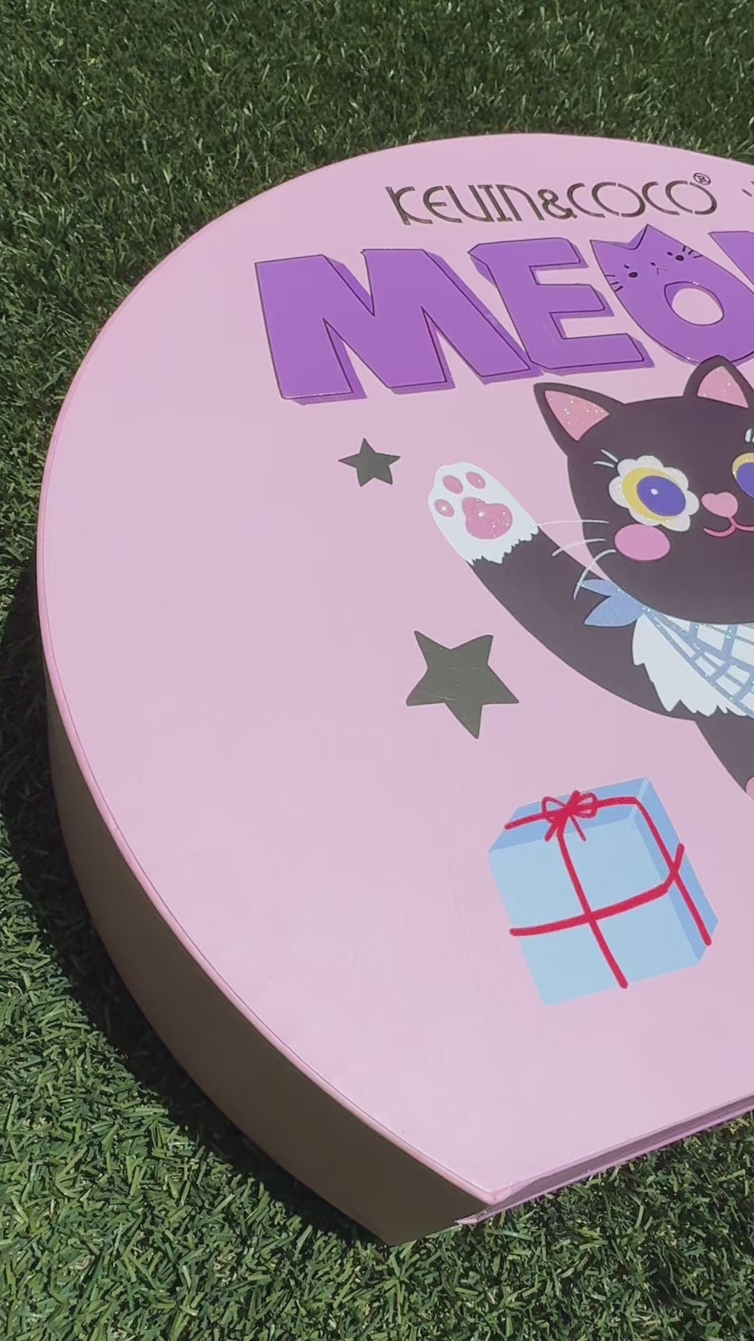 Set Meow de Kevin and Coco