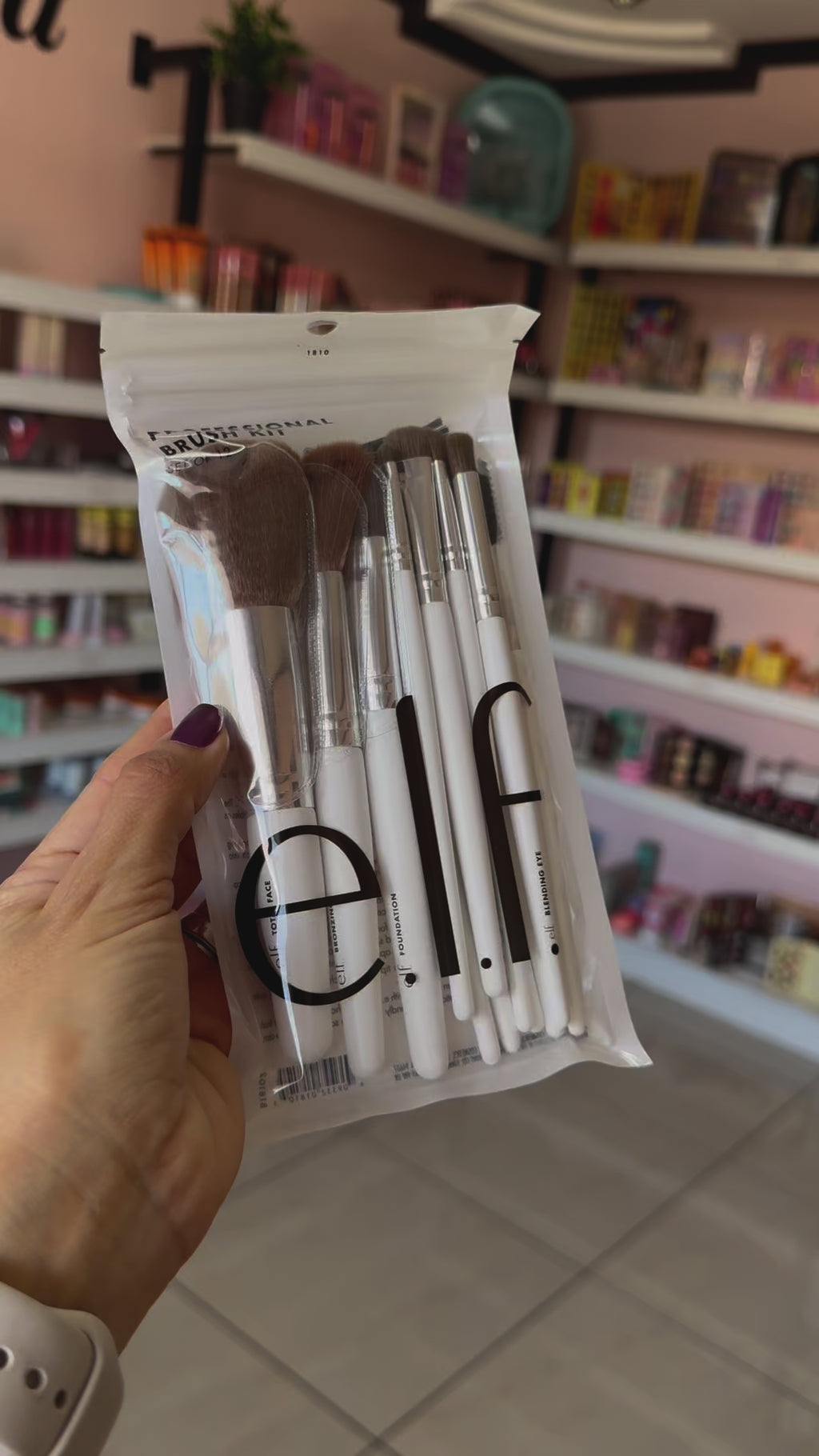 Brochas en set blancas e.l.f