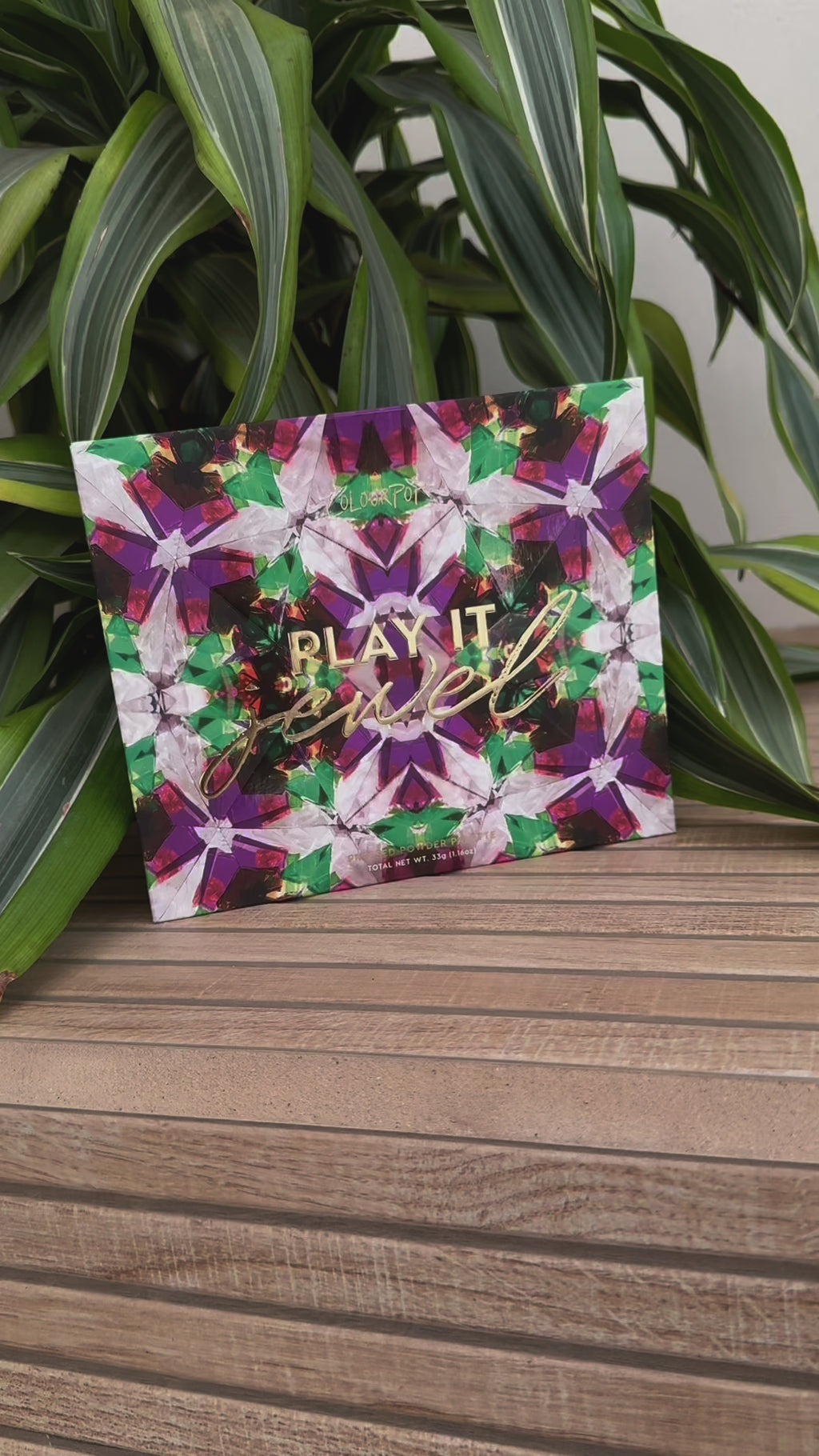 Paleta play it Jewel ColourPop